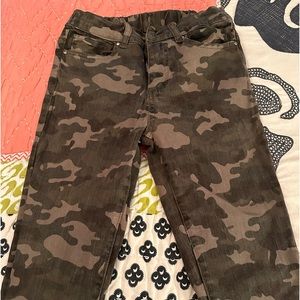 Grace & Lace Camo pants